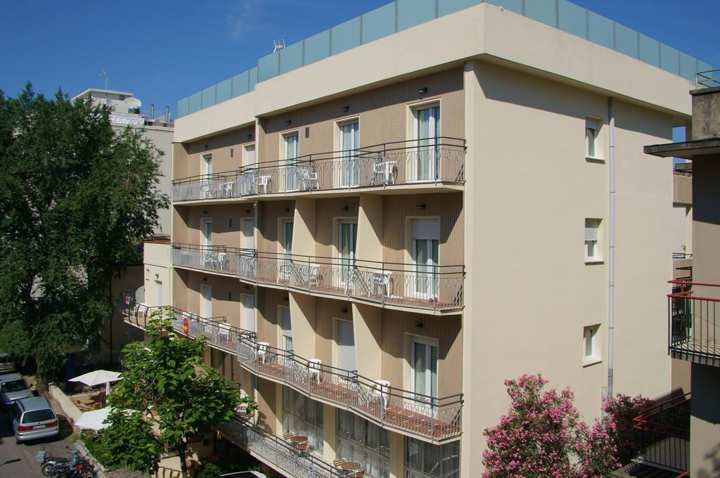 Hotel Esperia Cattolica Luaran gambar